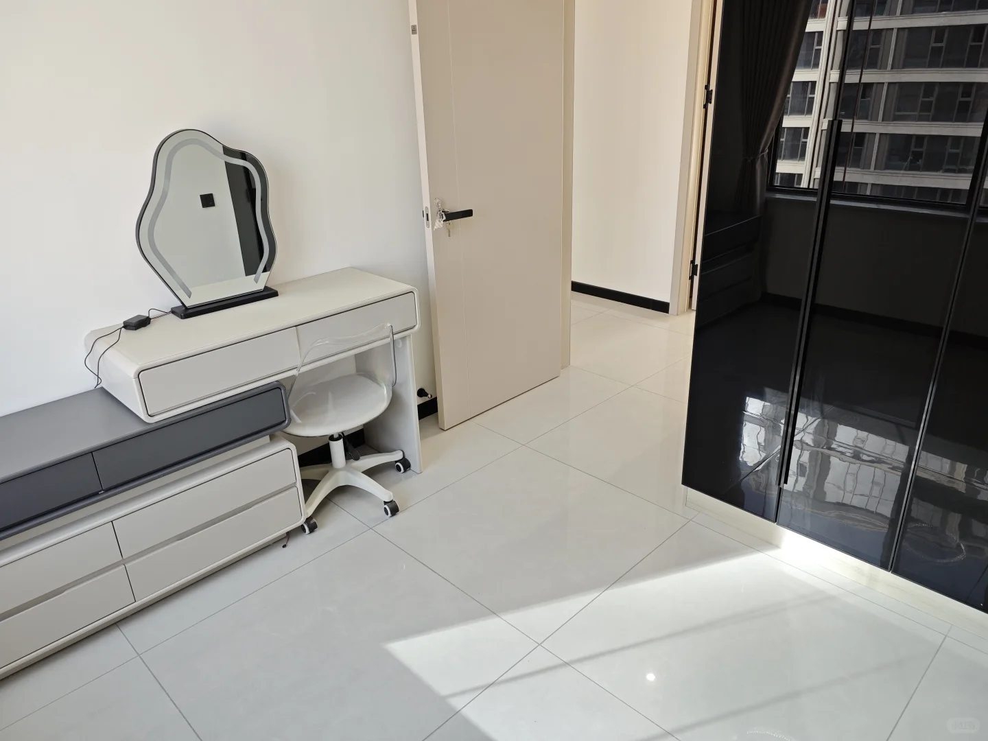 石家庄｜时代中心臻善园两室➕衣帽间