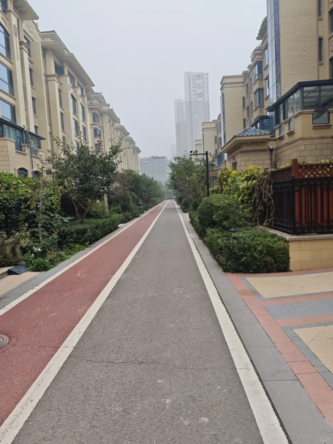 龙溪城枫雅筑顶跃带露台