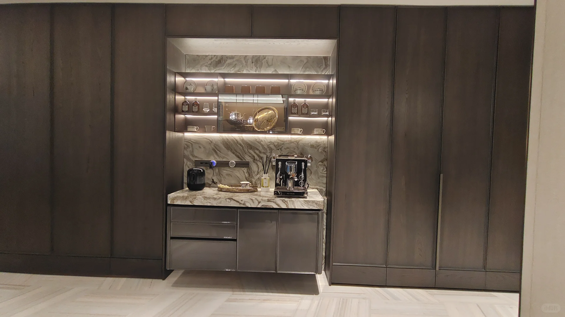 安琪儿华润项目，杭州首个六恒科技系统