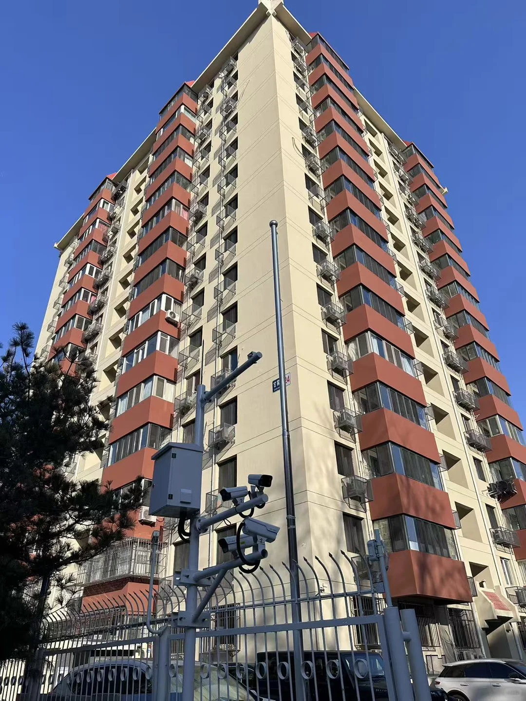 海淀甘家口／改善四居150.35平米／有电梯