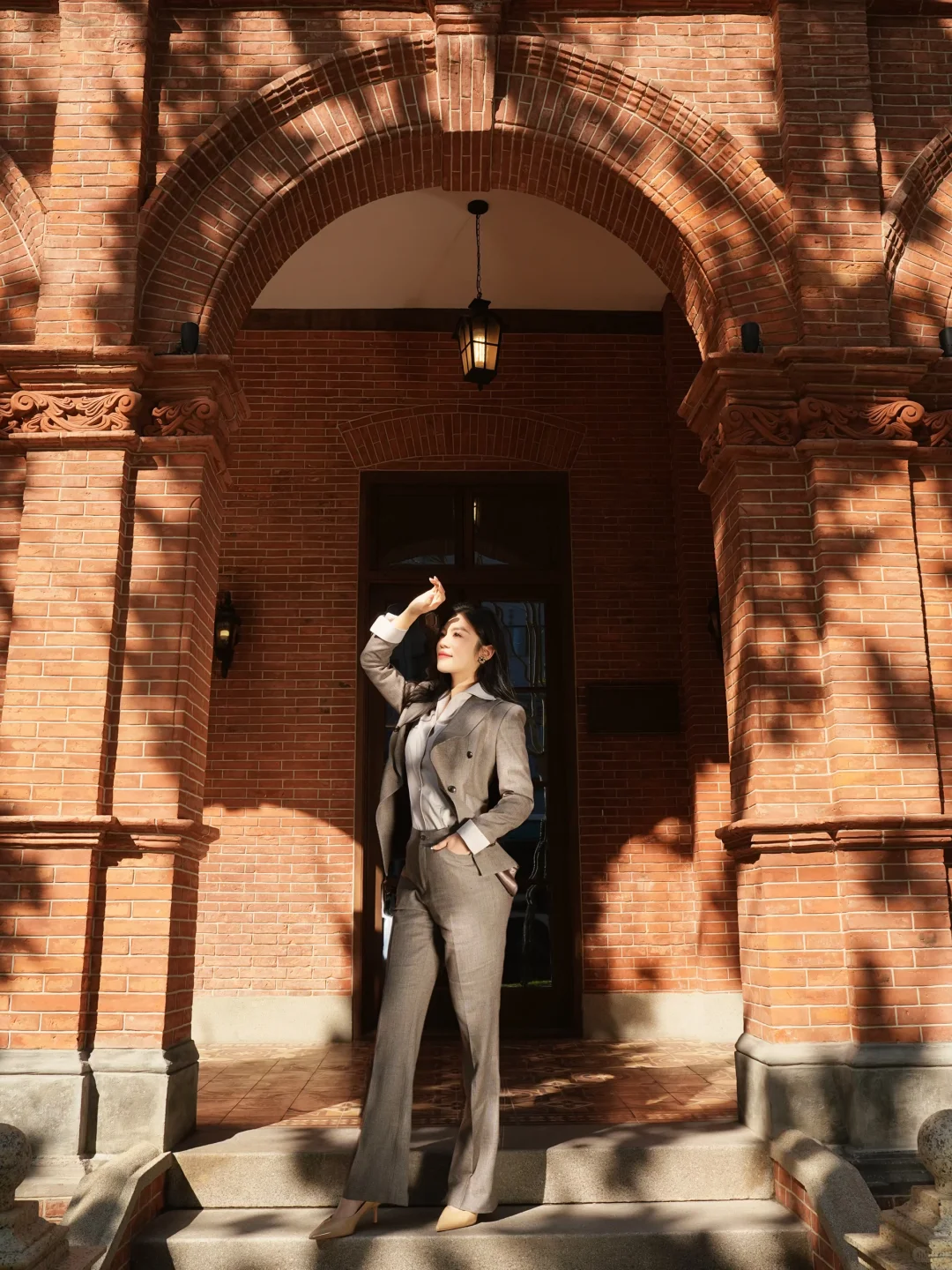 豪宅销售天团✨ 专业与质感并存