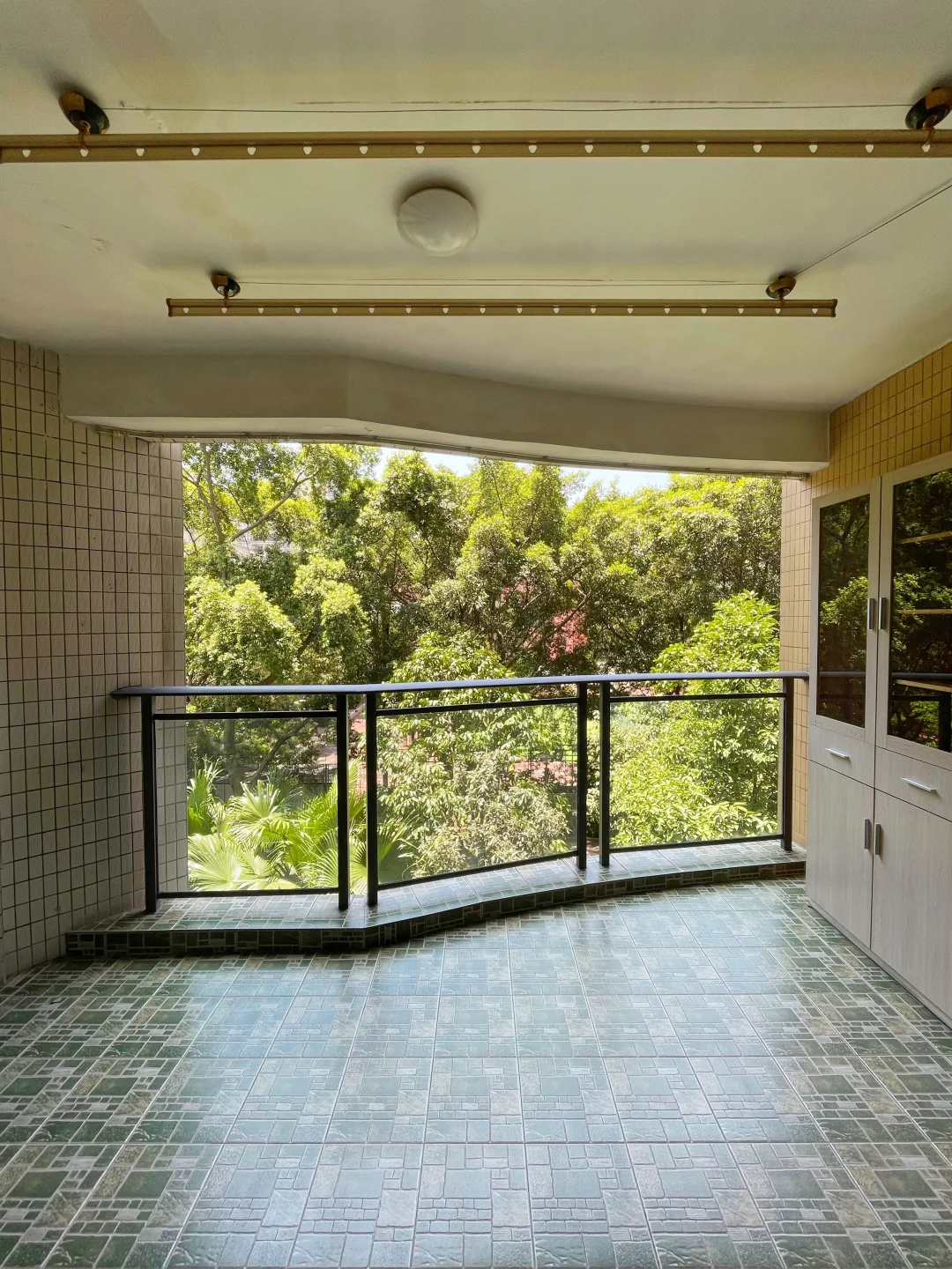 市二医院🏥（原129w）现72w房东急售‼️