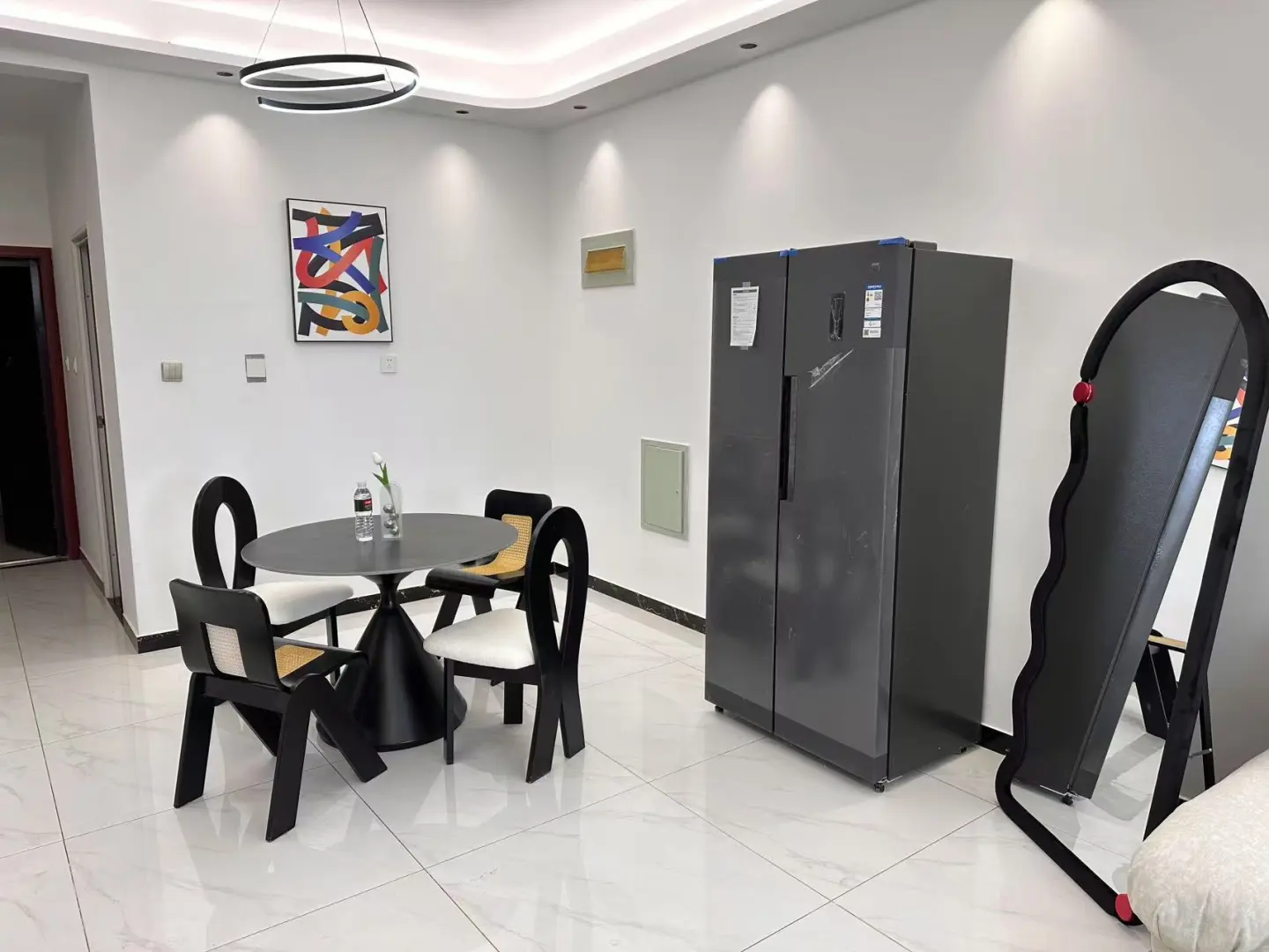 长安万达旁瑞府整租两室