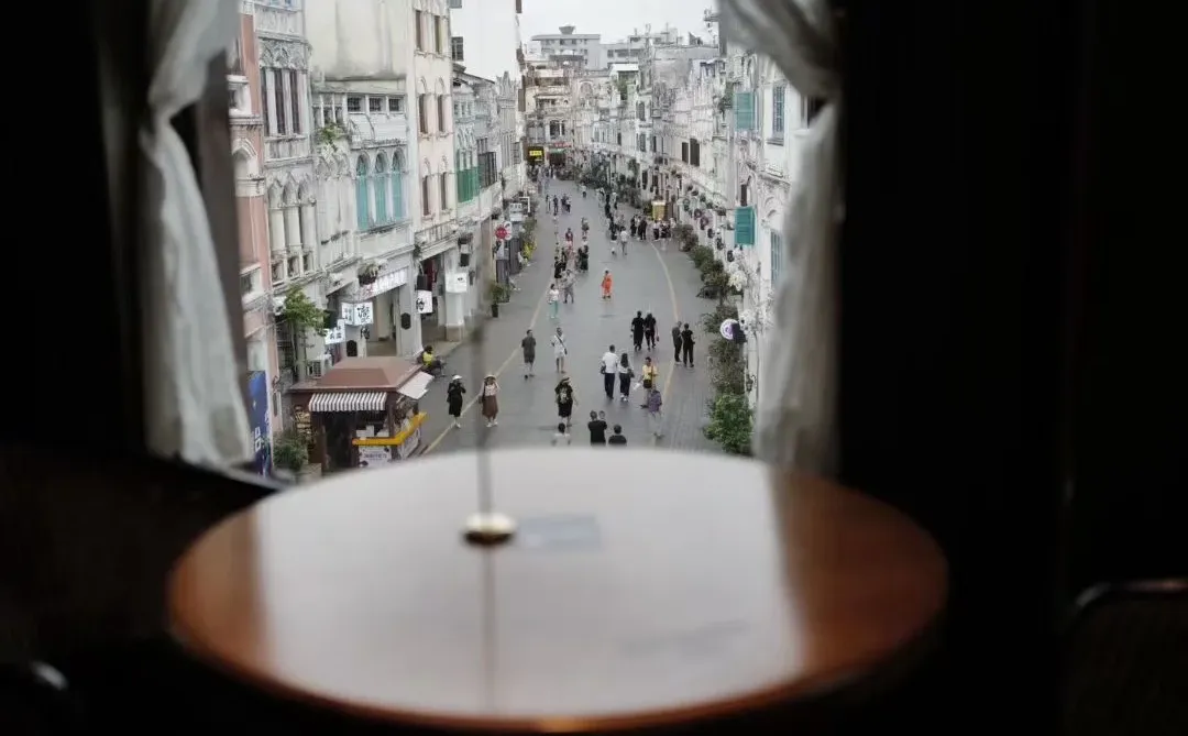 当你在饭局上不再“敬酒”