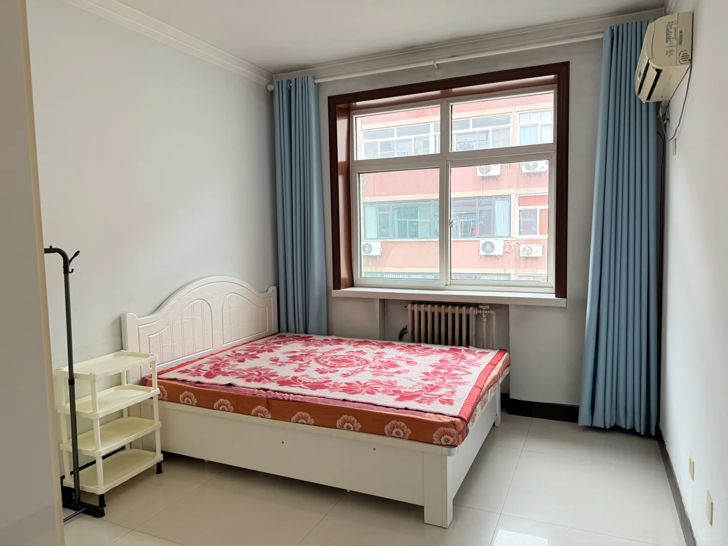 房东自卖邢台市中心四室两厅，随时看房