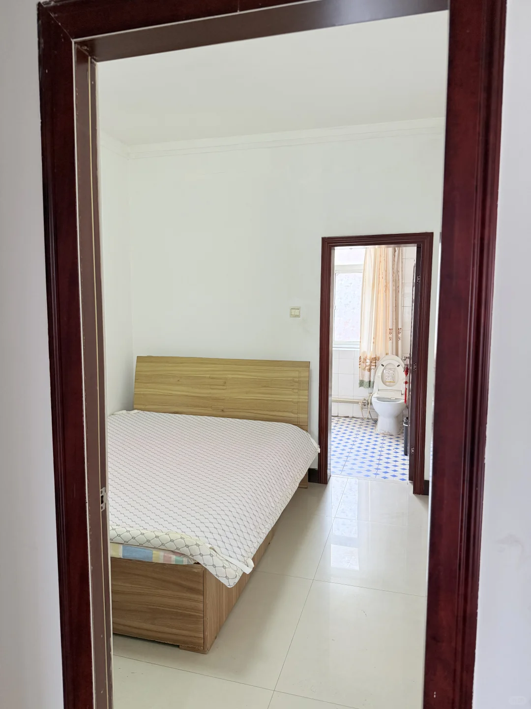 房东自卖邢台市中心四室两厅，随时看房