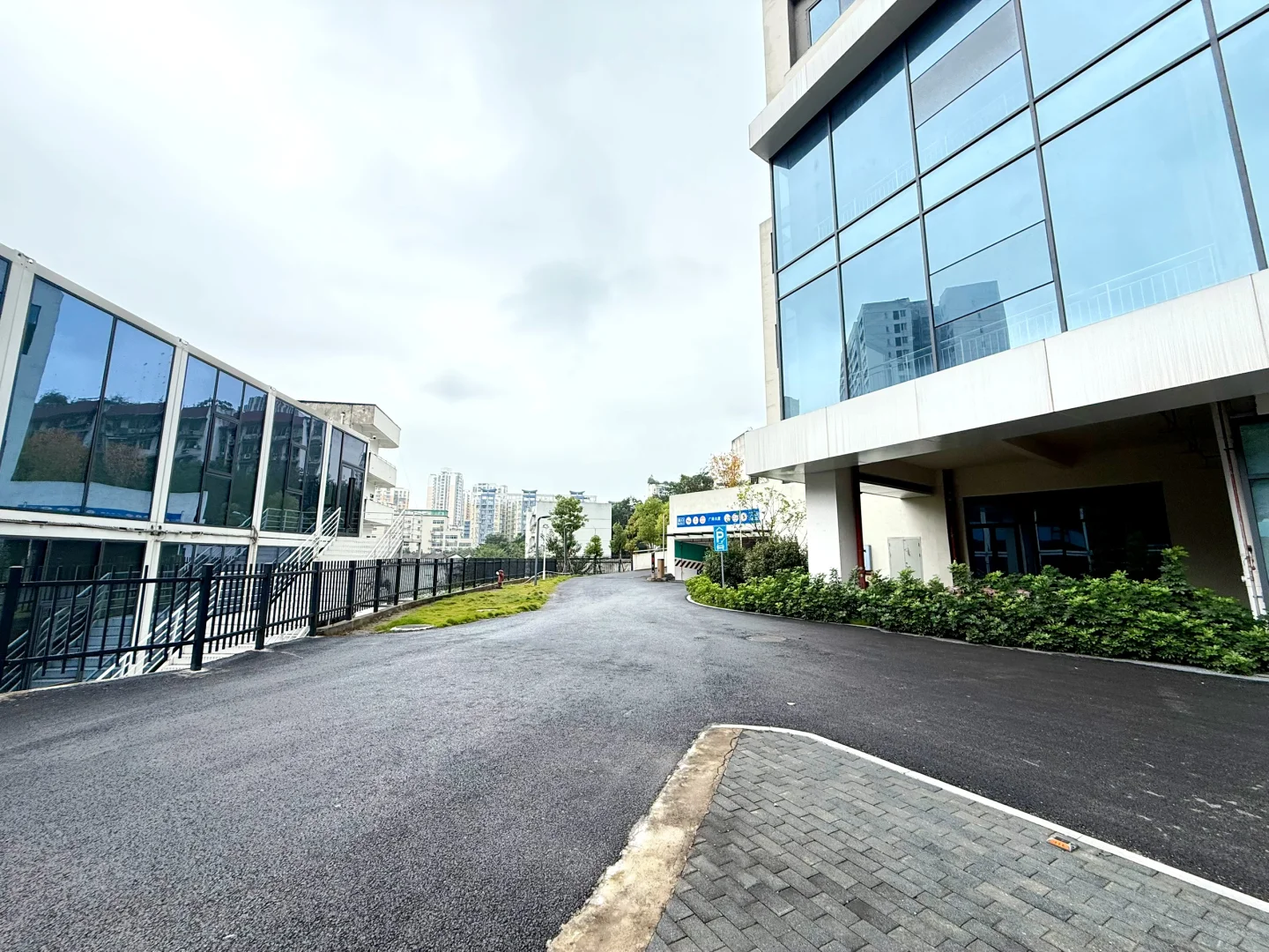 重庆一商业地产 可公寓可酒店 可办公 多元