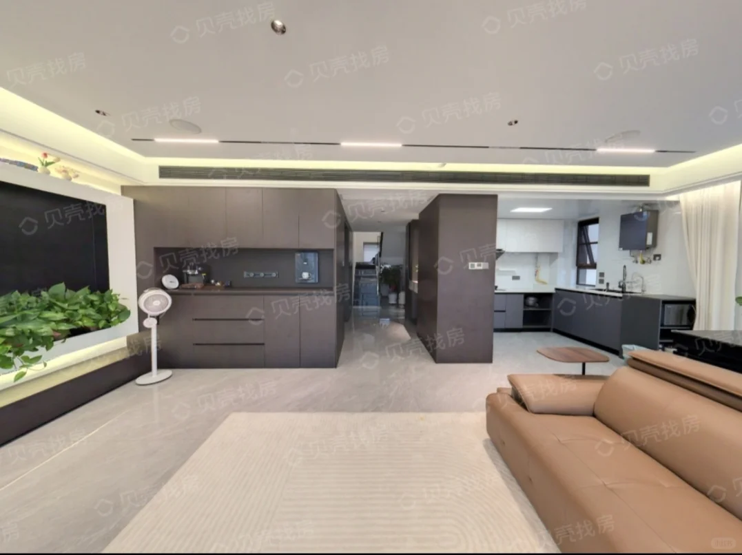 美的公园天下，小高层，跃层精装