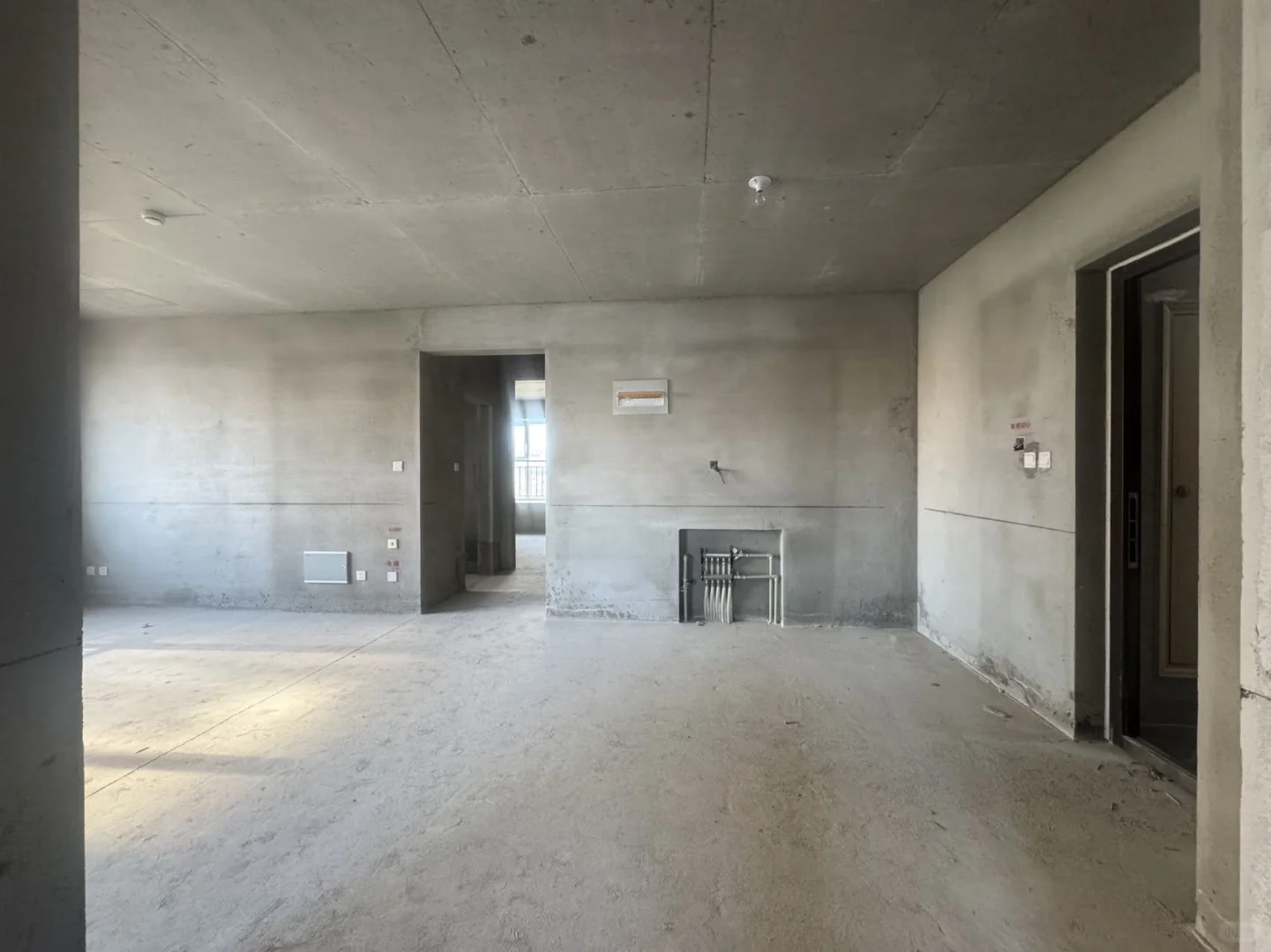 春风里捡漏速抢手慢无99.8三室无大税