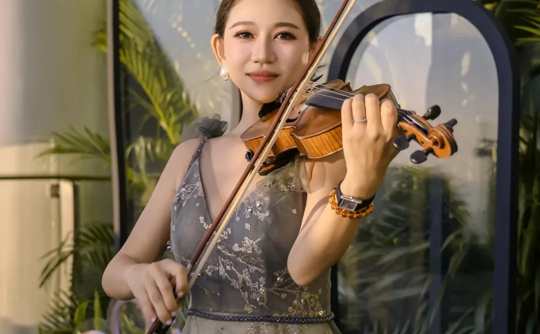 大悦城｜高端｜房产｜小提琴