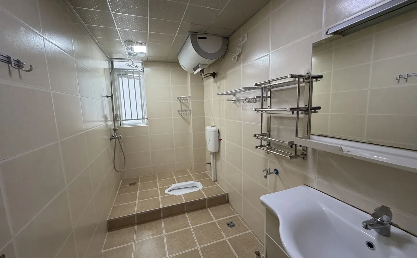 安顺 二手房 精装修 三房两厅两卫阳台39.8