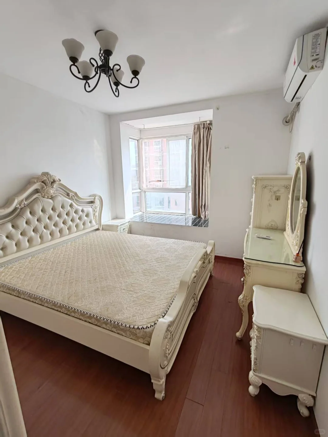 独用卫浴1900每月近国家会展中心字节房补内