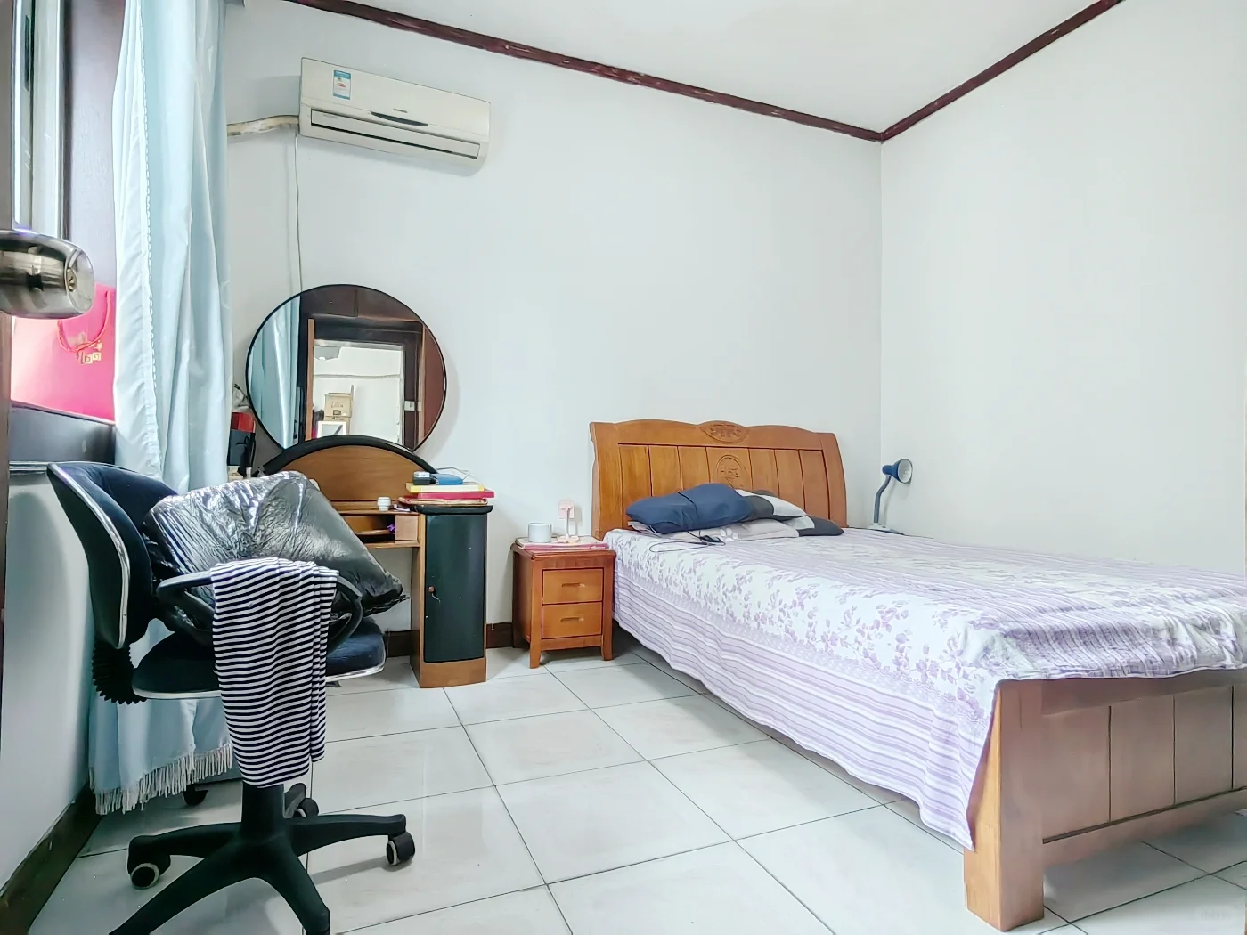 动物园2号线 84㎡3房38.5万