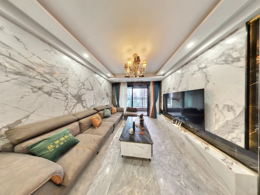 盘龙商圈含车位王炸三房98㎡精装下楼即商业