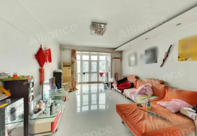 燕郊南北通透三居室，燕郊二手房推荐