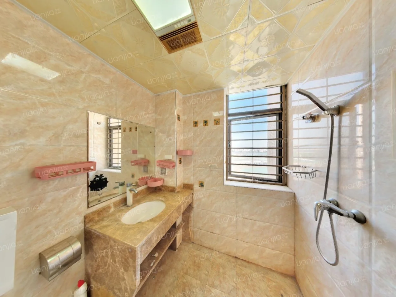 住了一眼就爱上的房子🏠