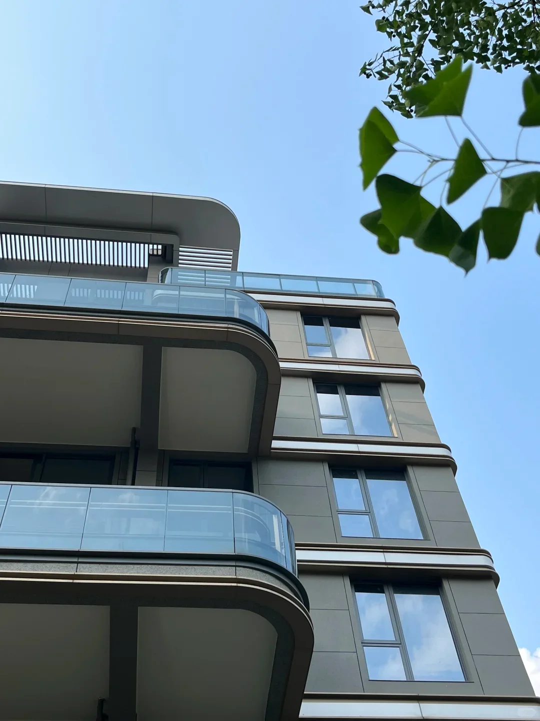 郑州真扛不住了啊，去年290w 现在170w拿下