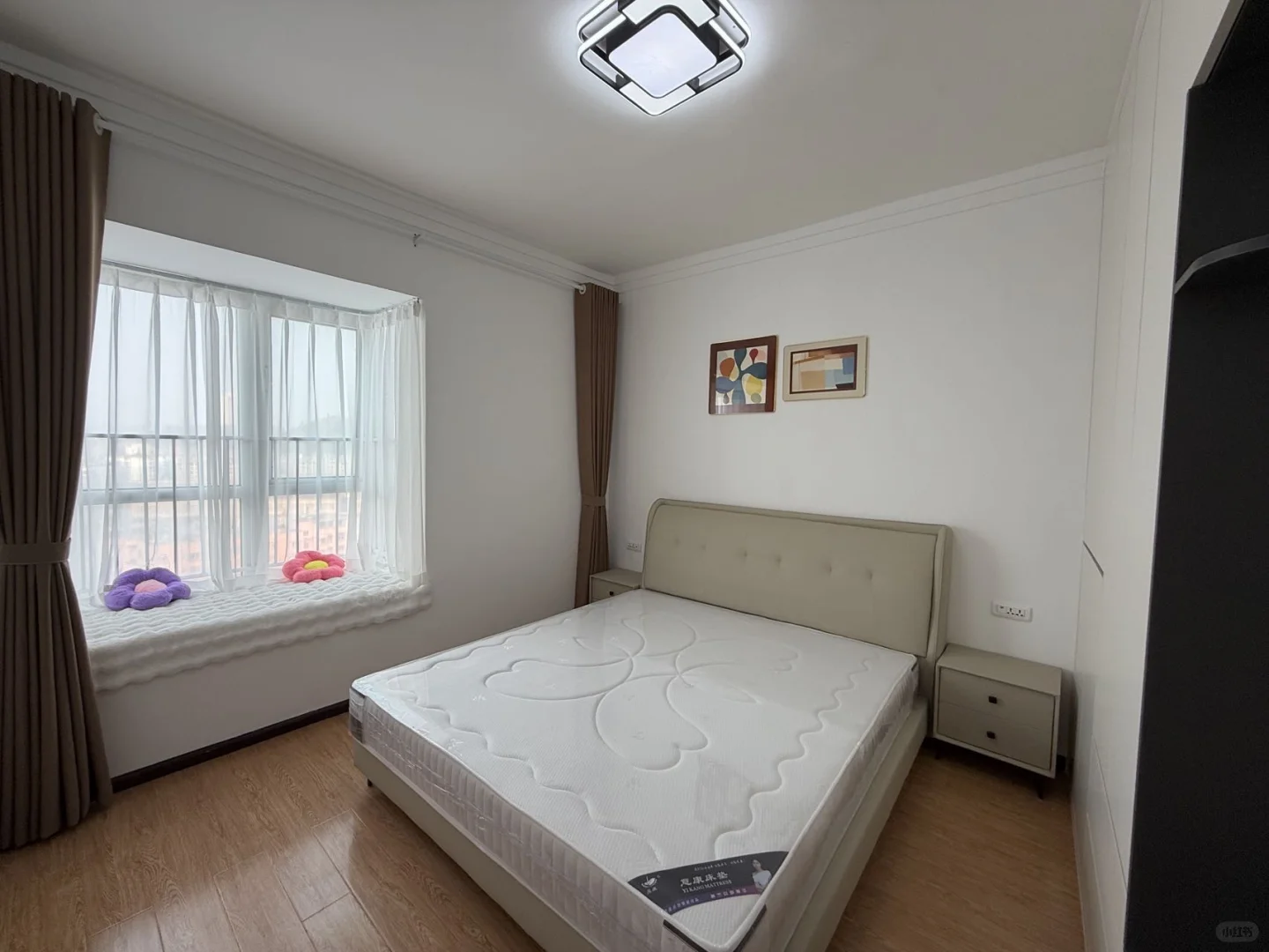 安顺 二手房 精装修 三房两厅两卫阳台39.8