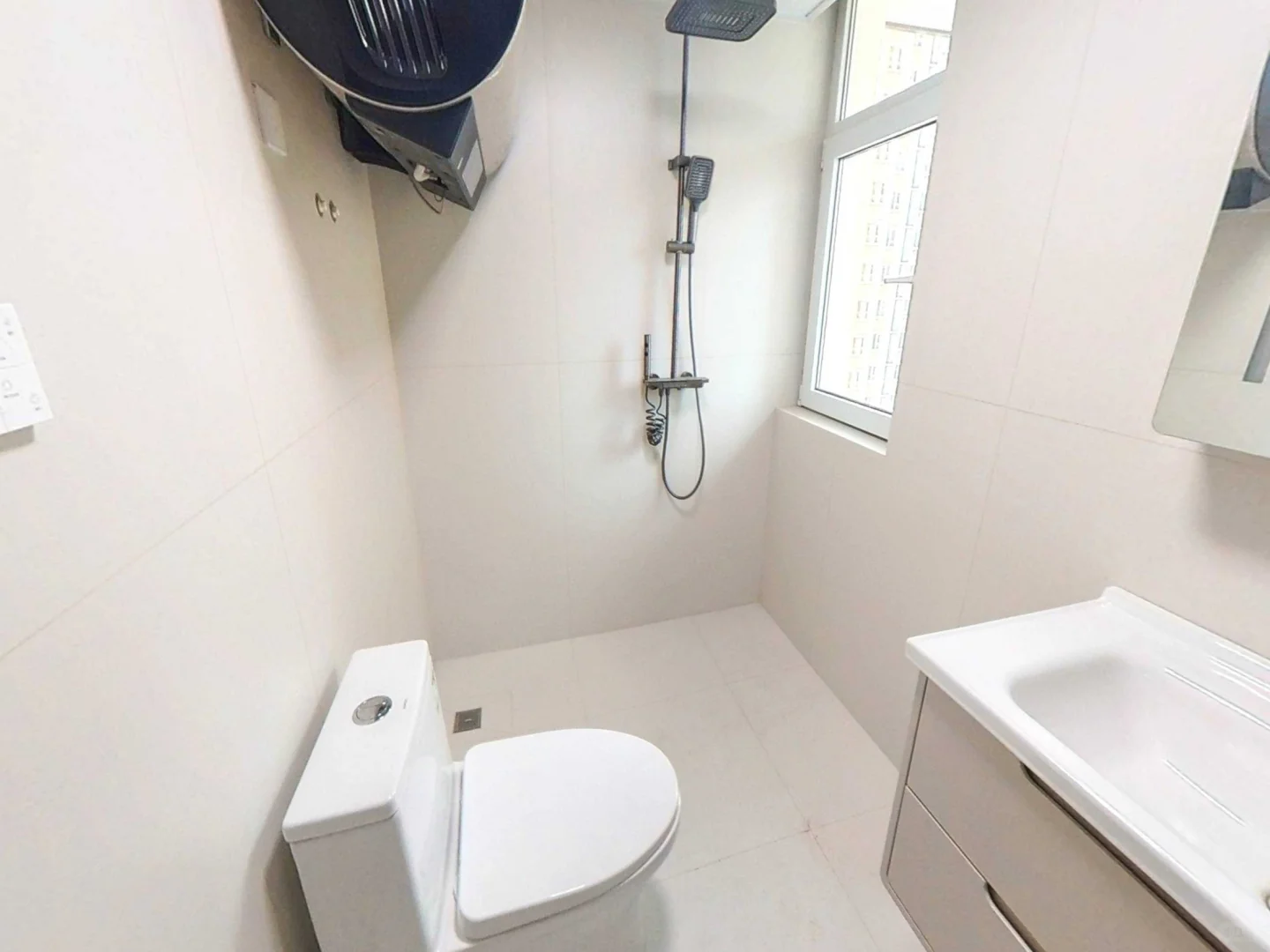 石家庄看中这套房🏠房东白送20万精装修