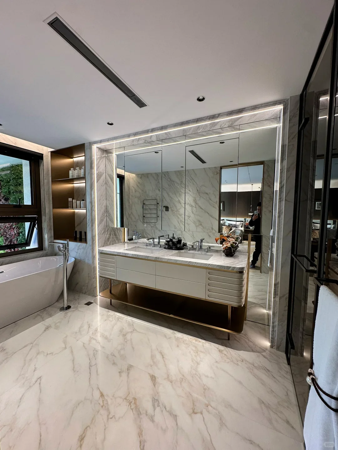 感恩西安，150w拿下 一梯一户 铁一中🎒