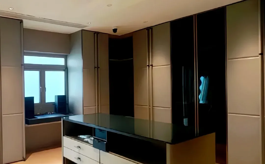 御翠园临河独栋｜二次豪装，低于去年快2000个