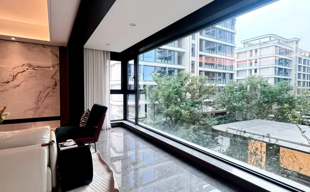 感谢成都房价！去年300w，今年199w，精装套四