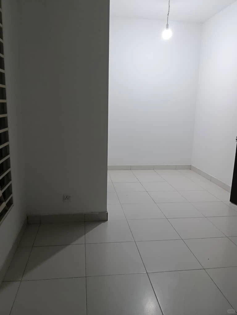 🏡双层排屋出租 RM1200｜近加影万宜