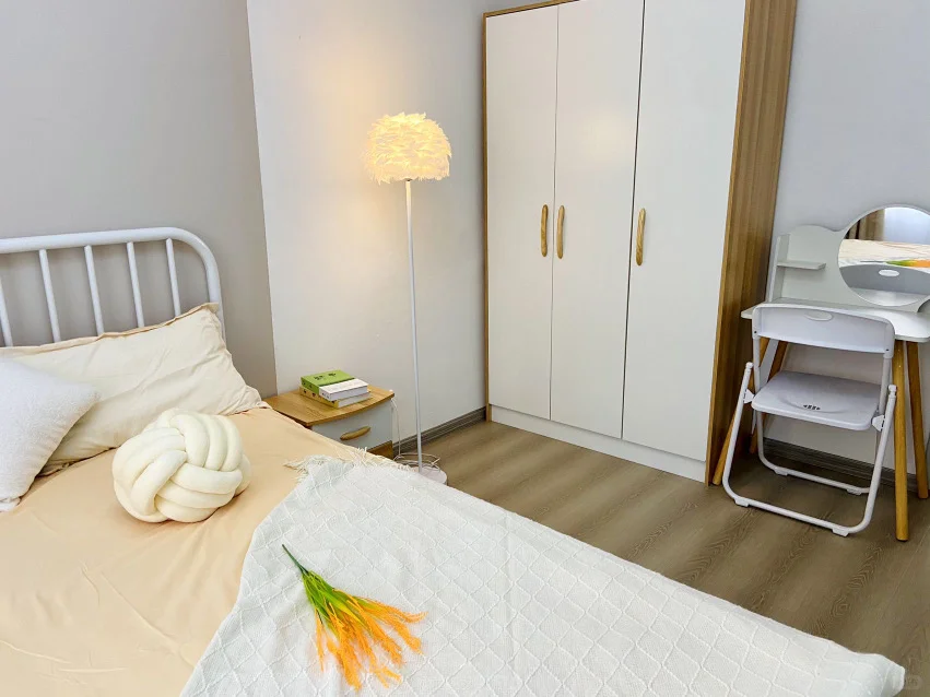 成华 新华公园 万年路 新退套三 可短租！