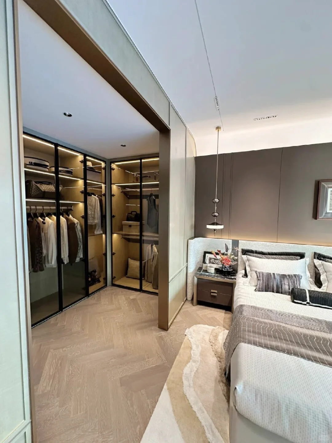 感恩成都，160w拿下 一梯一户 铁一中🎒