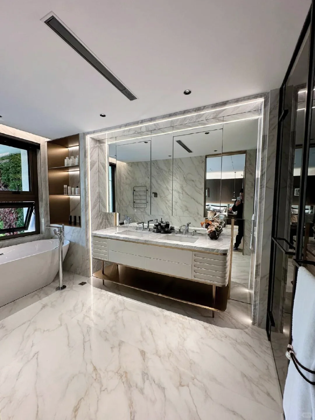 感恩成都，160w拿下 一梯一户 铁一中🎒