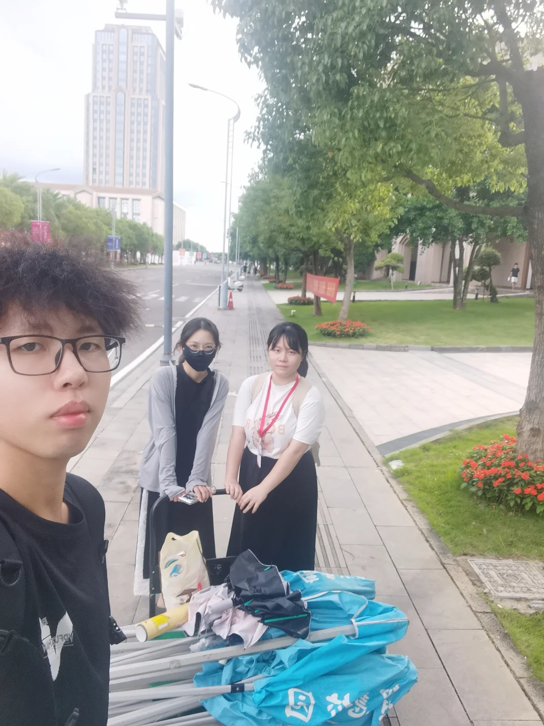 在湛科教务处助理招新摊位我们很想你