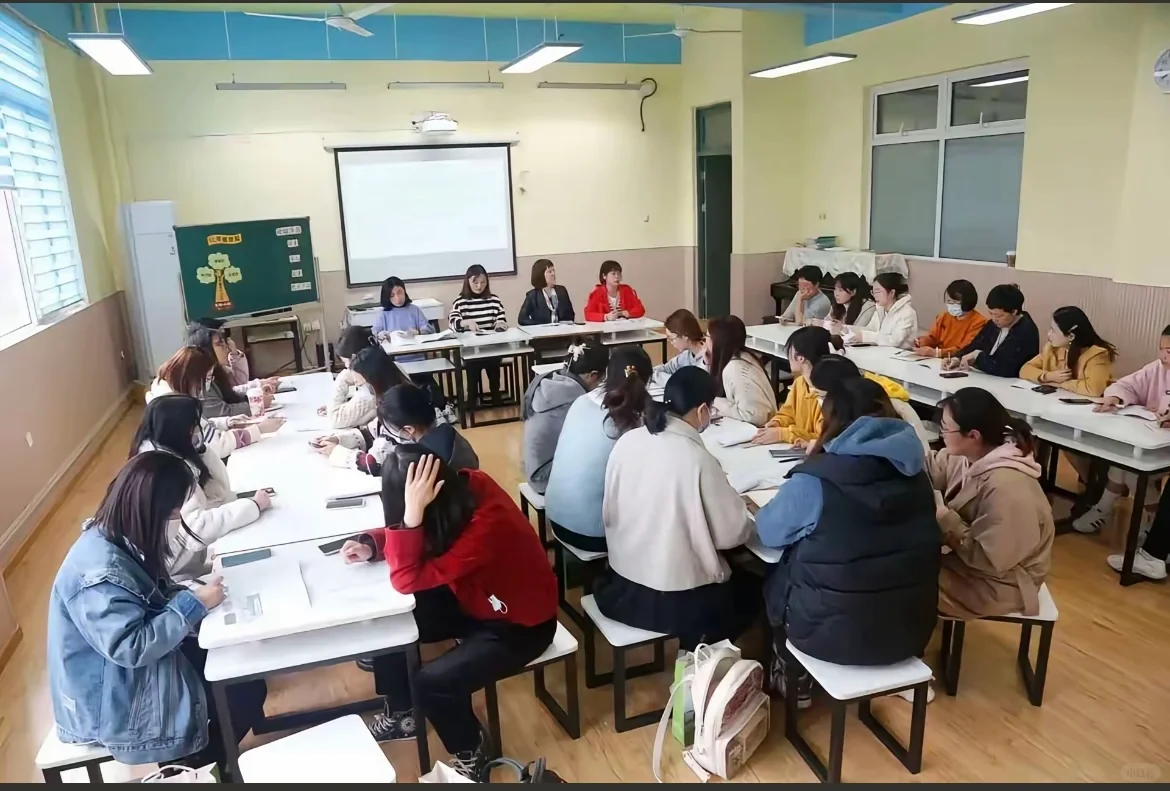 決定辞去教务主任职务