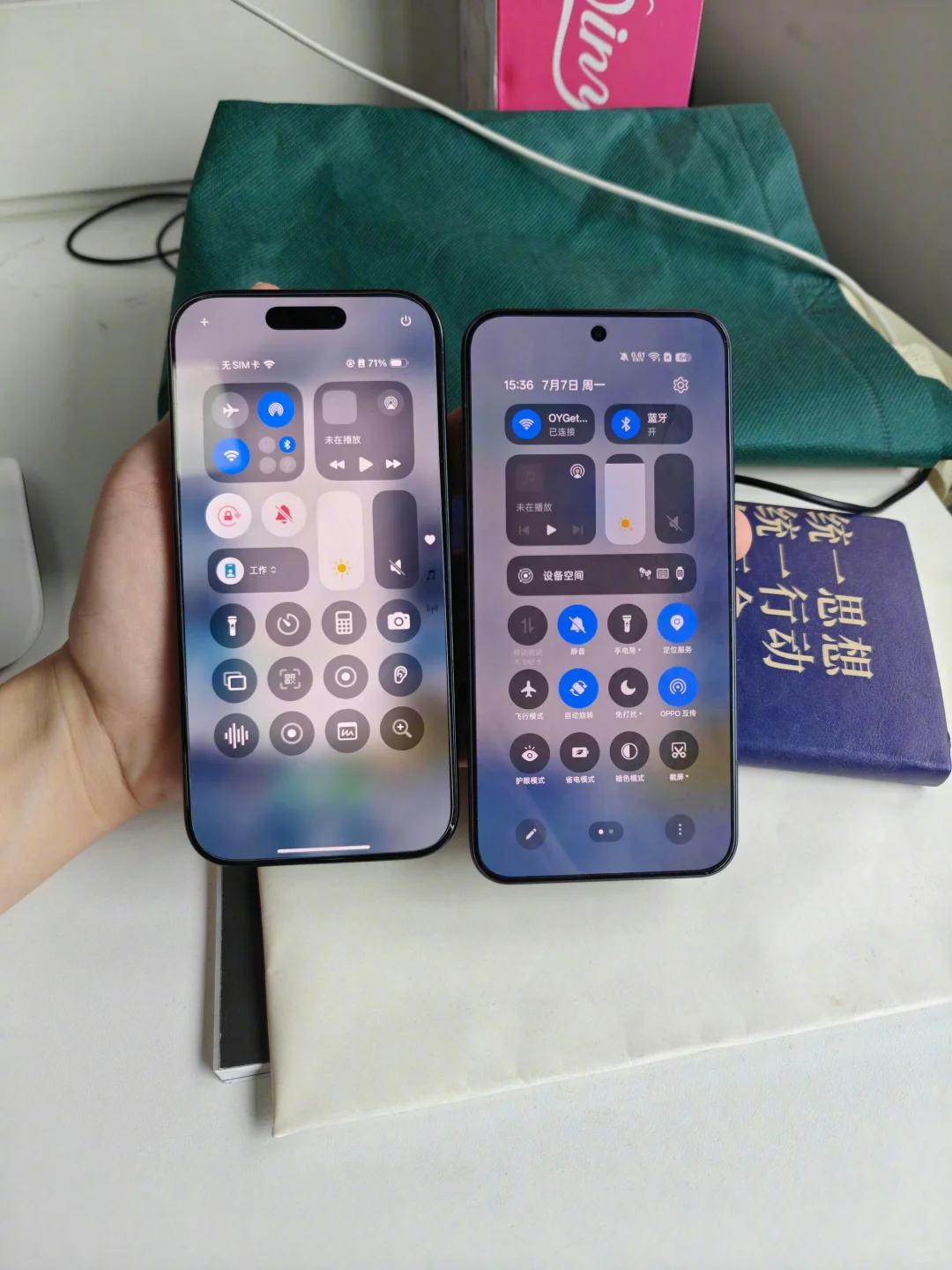 这哪个是OPPO哪个是苹果这简直也太像了吧