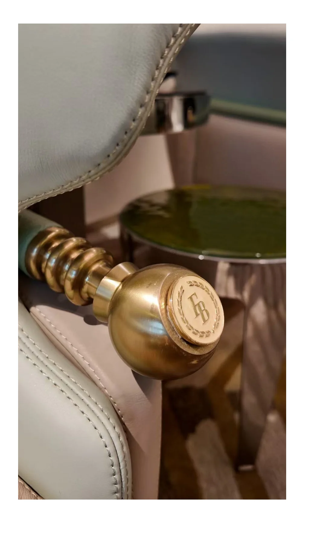 燕红总说：Frandiss 遇上鸿蒙智行 Vvip 空