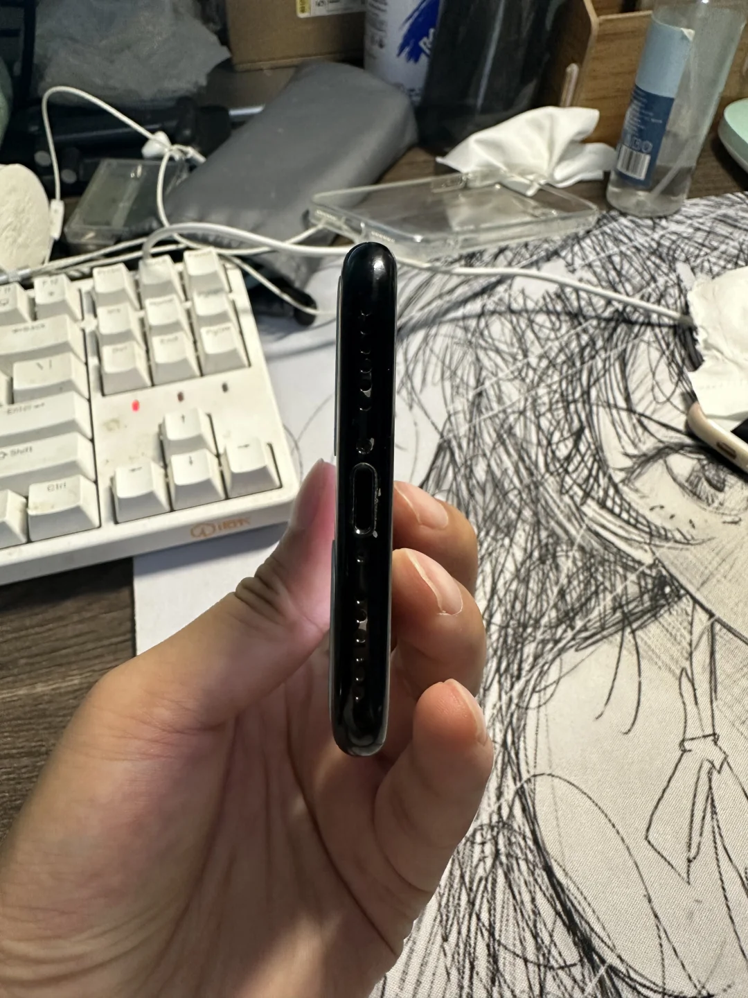 iOS10的iPhone7 but亮黑色