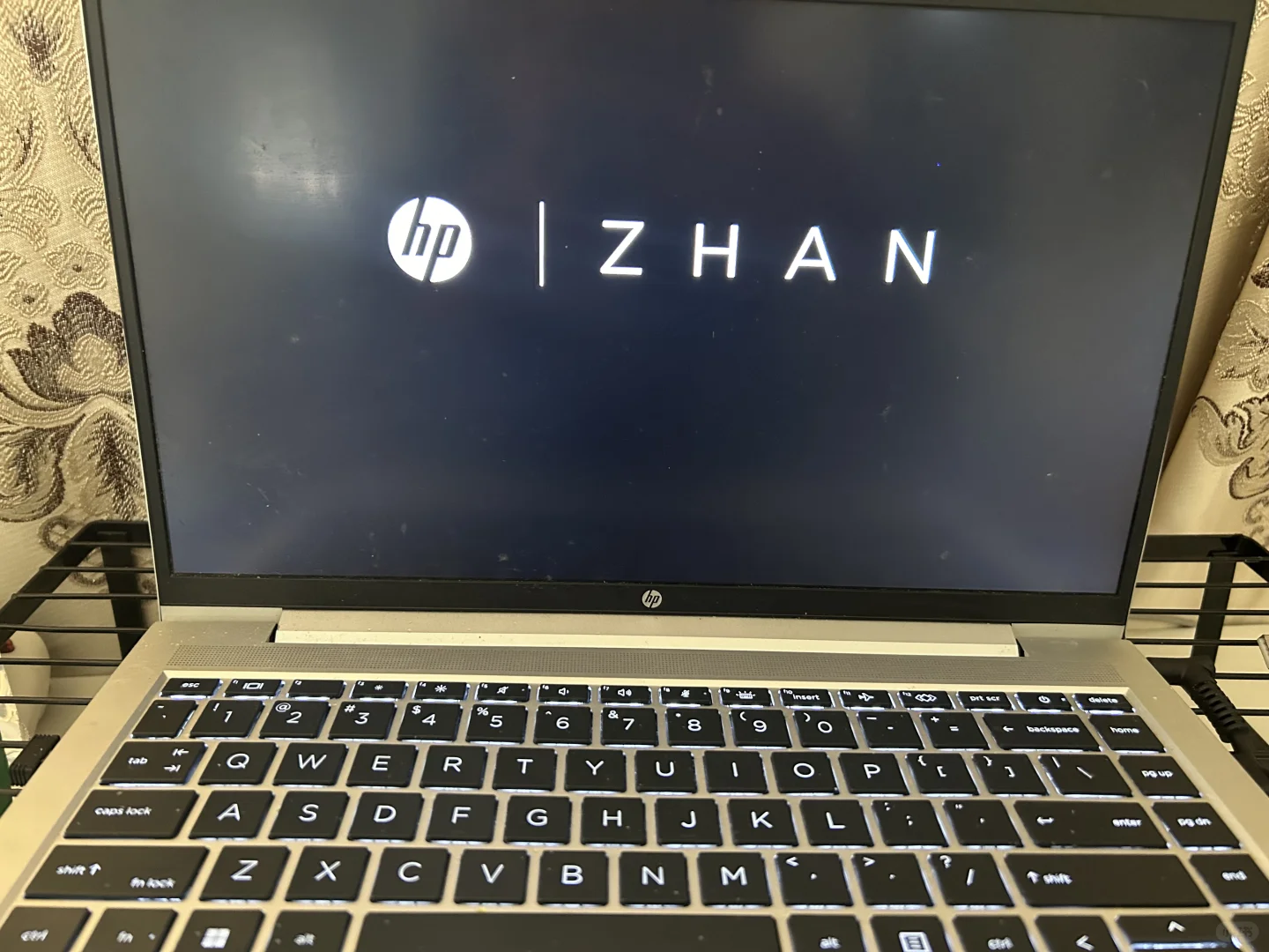 出一台自用惠普战66pro14g5