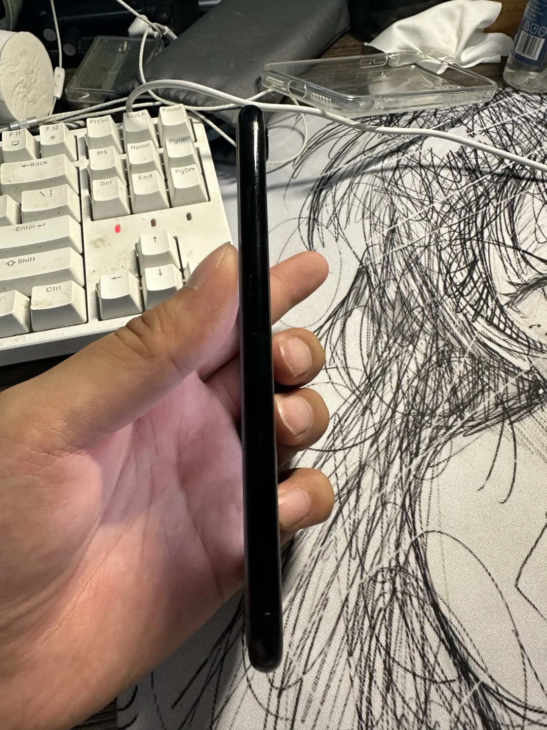 iOS10的iPhone7 but亮黑色