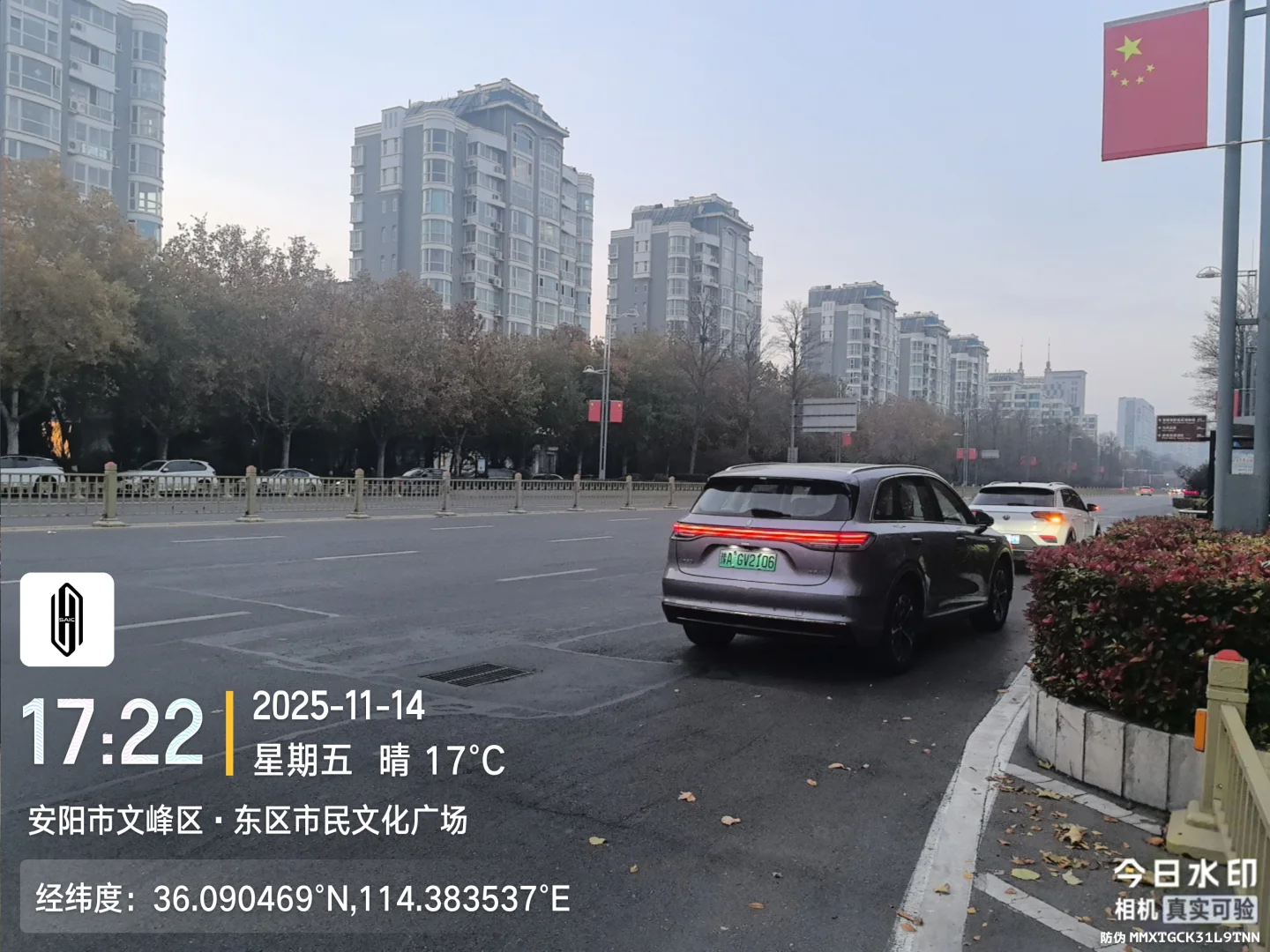 鸿蒙尚界上门服务：这波“马路救援”太靠