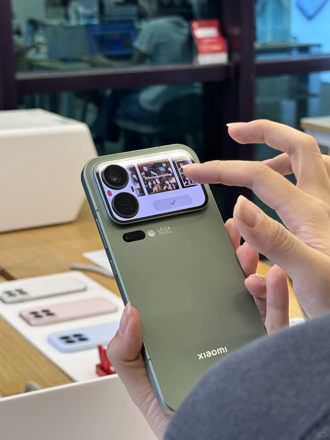 意外有趣，玩了半小时背屏😂直接拿下