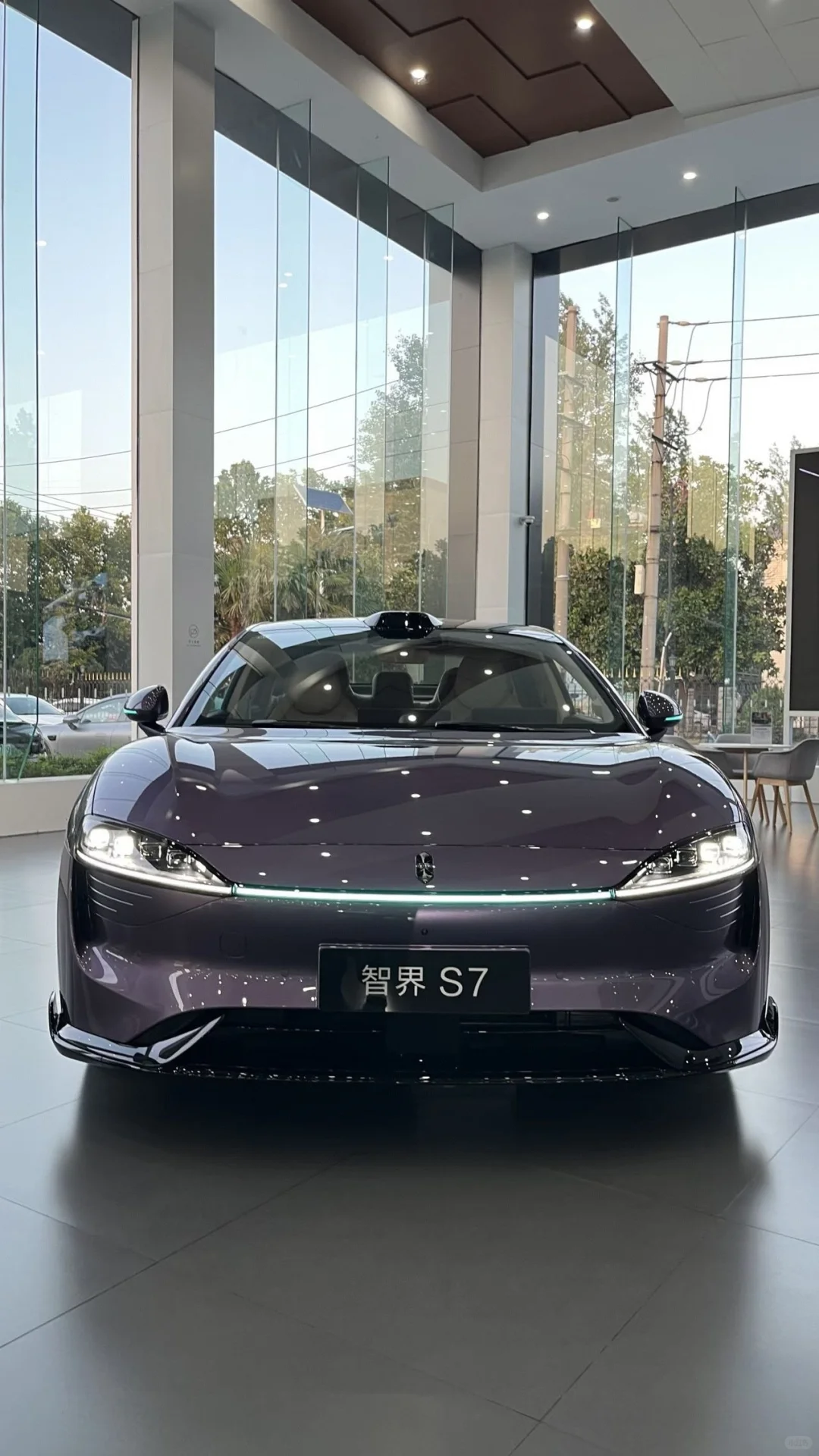 鸿蒙智行营业，惊喜不NG！