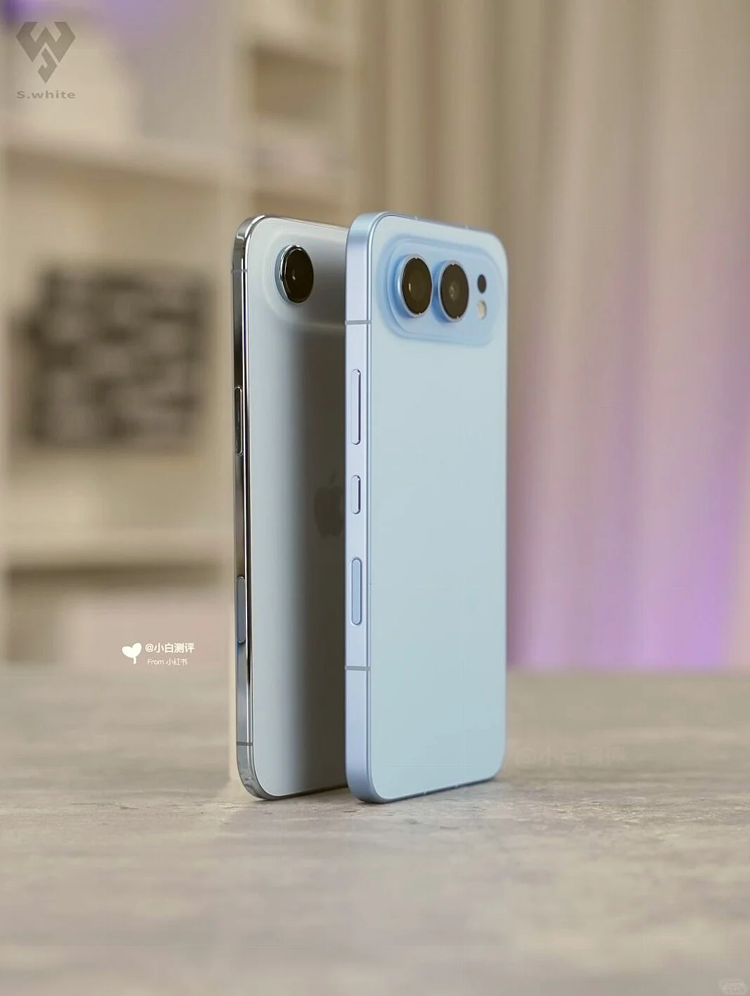 荣耀500与苹果iPhoneAir真机同框亮相啦😎