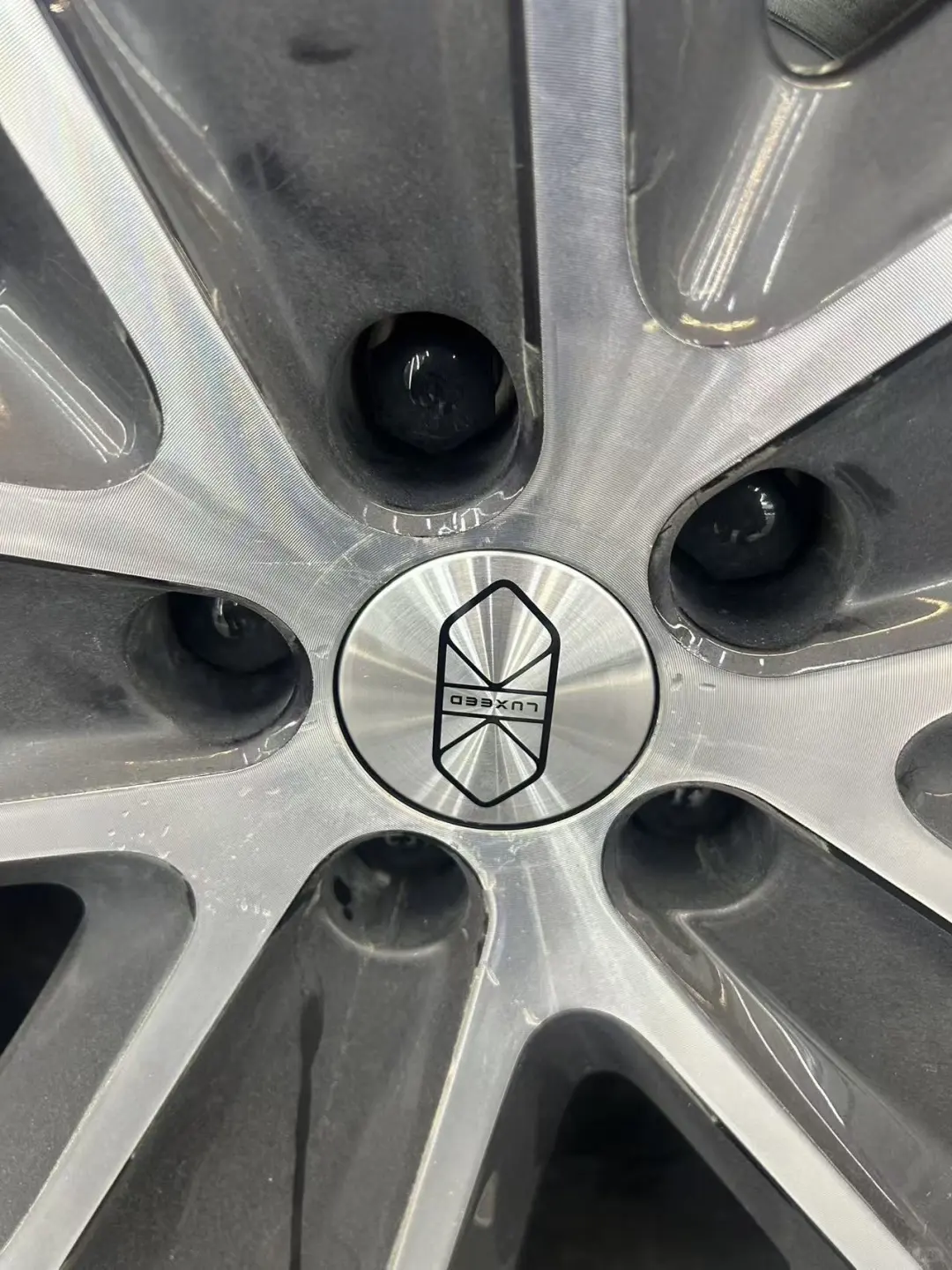 鸿蒙智行服务日