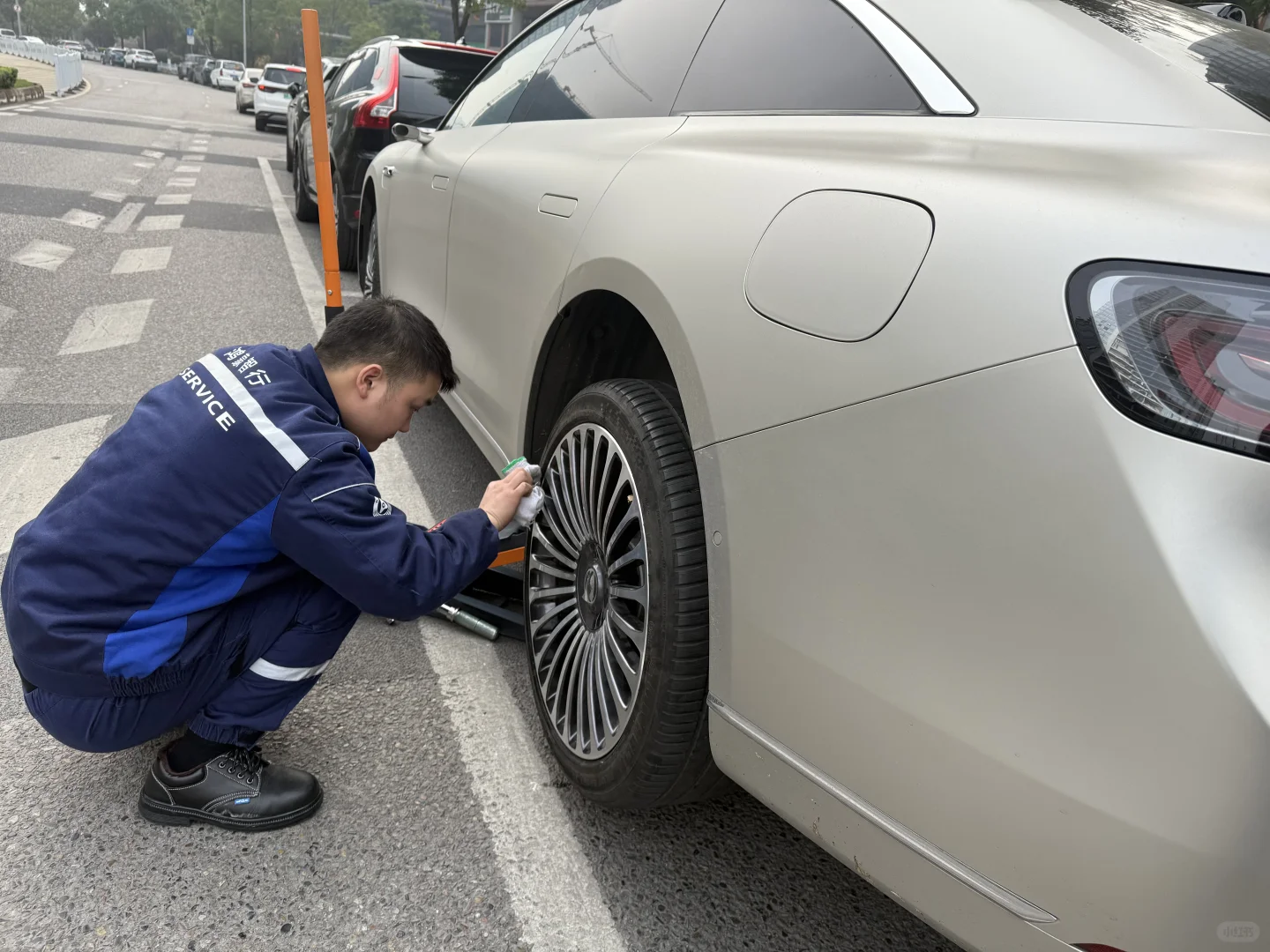 被鸿蒙智行的服务暖到了！
