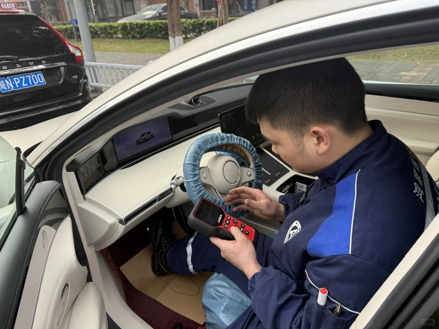 被鸿蒙智行的服务暖到了！