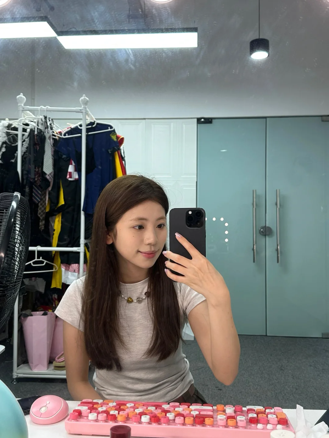 安卓🆚苹果｜对镜自拍，vivo赢了个大的…