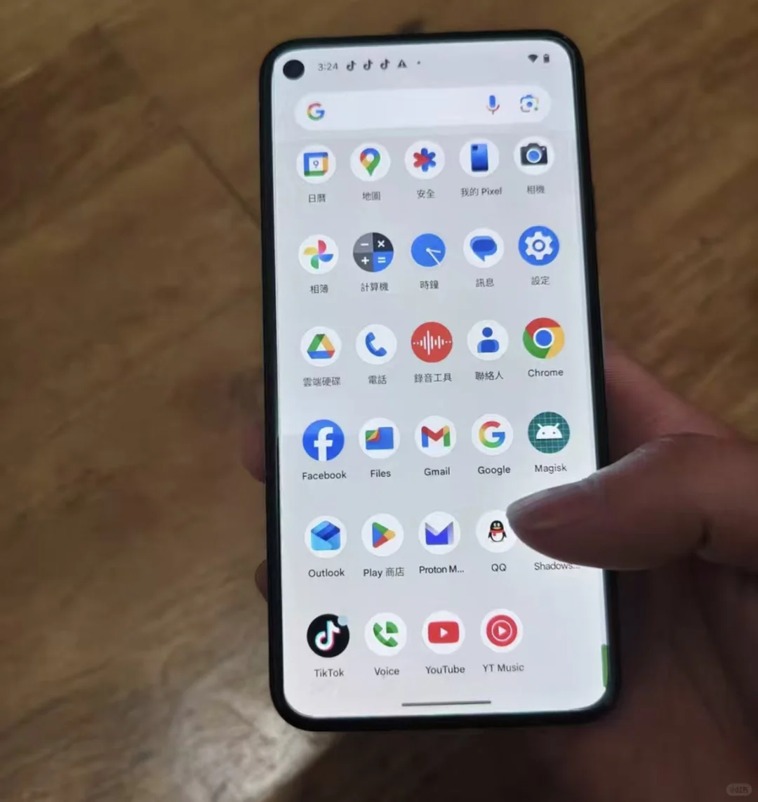 工作室淘汰的洋垃圾手机，6寸屏+骁龙765G