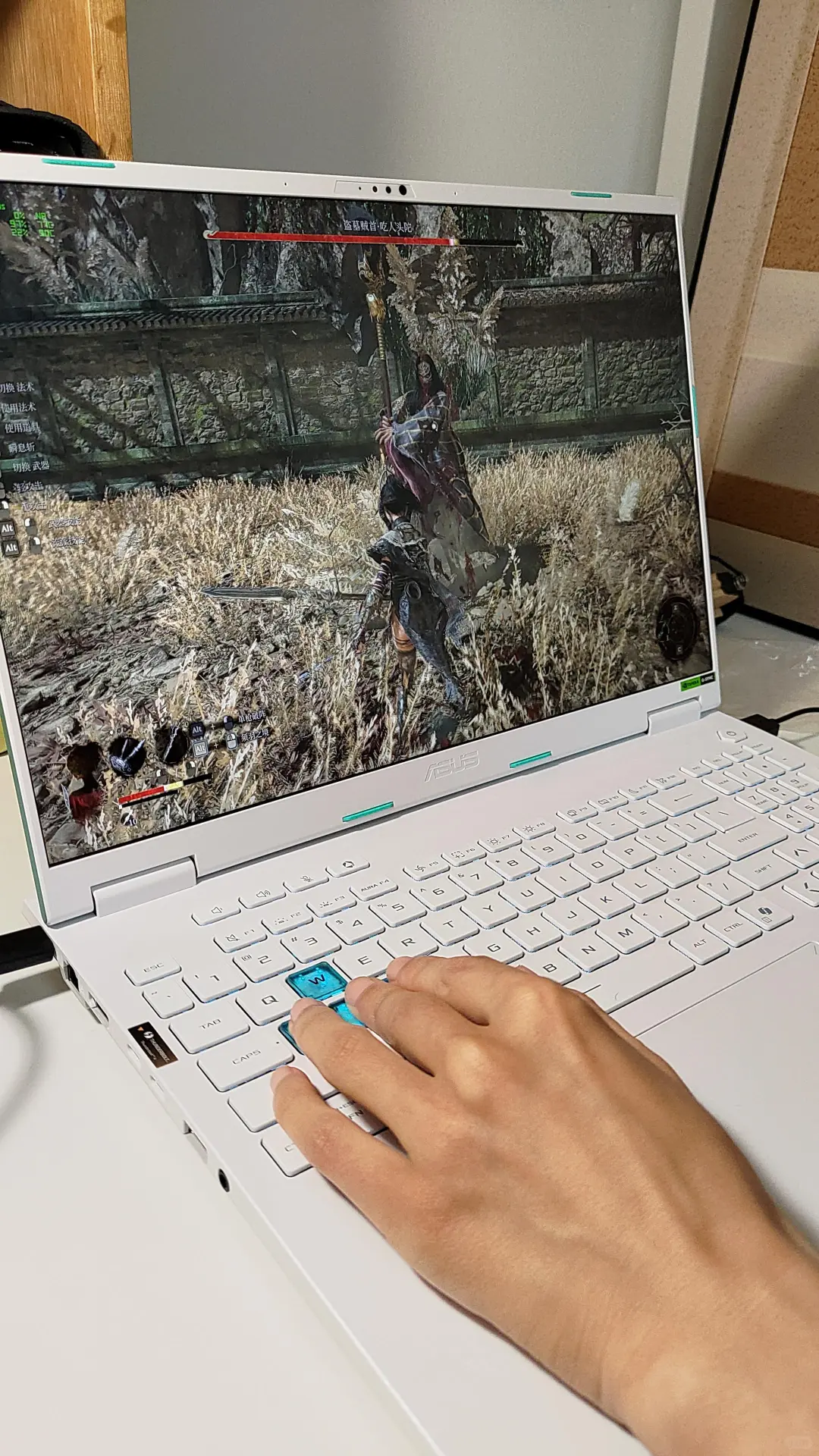 第二个大学生，天选6Pro玩上了，稳稳的