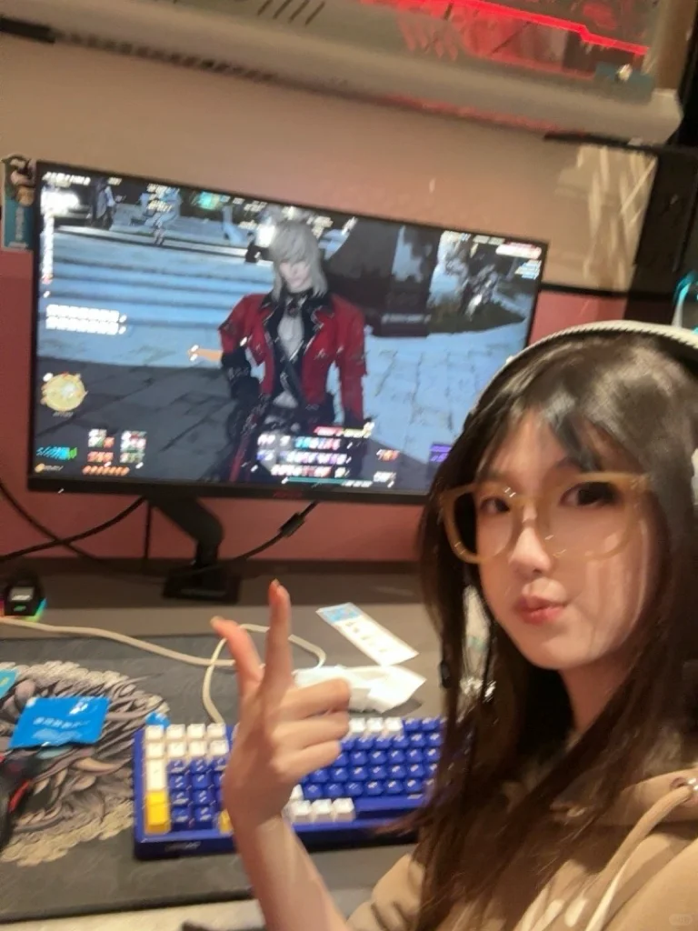 就算出门旅游我也要打ff14！！