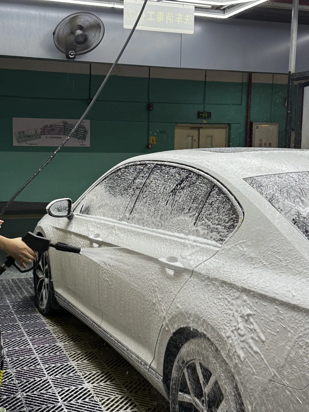 在漳州！帮男朋友洗车的快乐！！