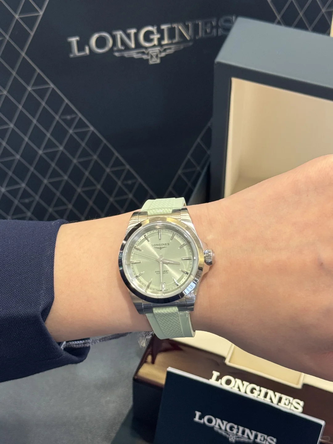 谁来劝劝我别给女朋友花米了